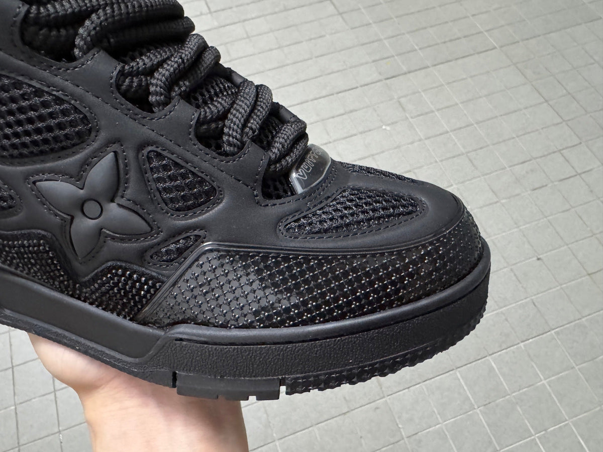 Louis Vuitton Skate Sneaker Crystal Negro