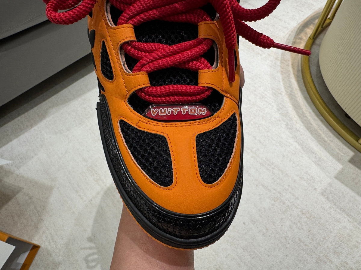 Louis Vuitton Skate Sneaker Negro Naranja