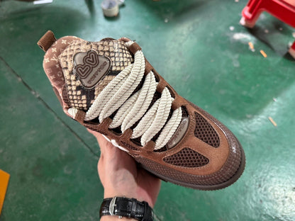 Louis Vuitton Skate Sneaker Snakeskin Marrón