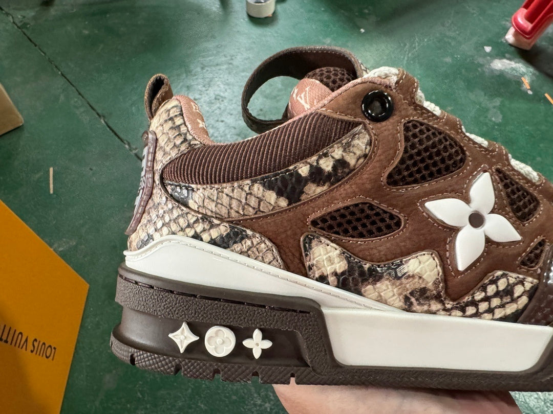 Louis Vuitton Skate Sneaker Snakeskin Marrón