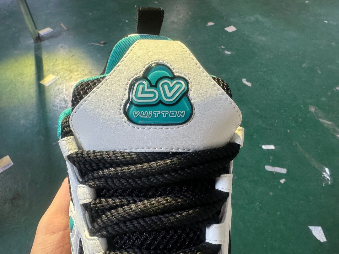 Louis Vuitton Skate Sneaker Verde Negro