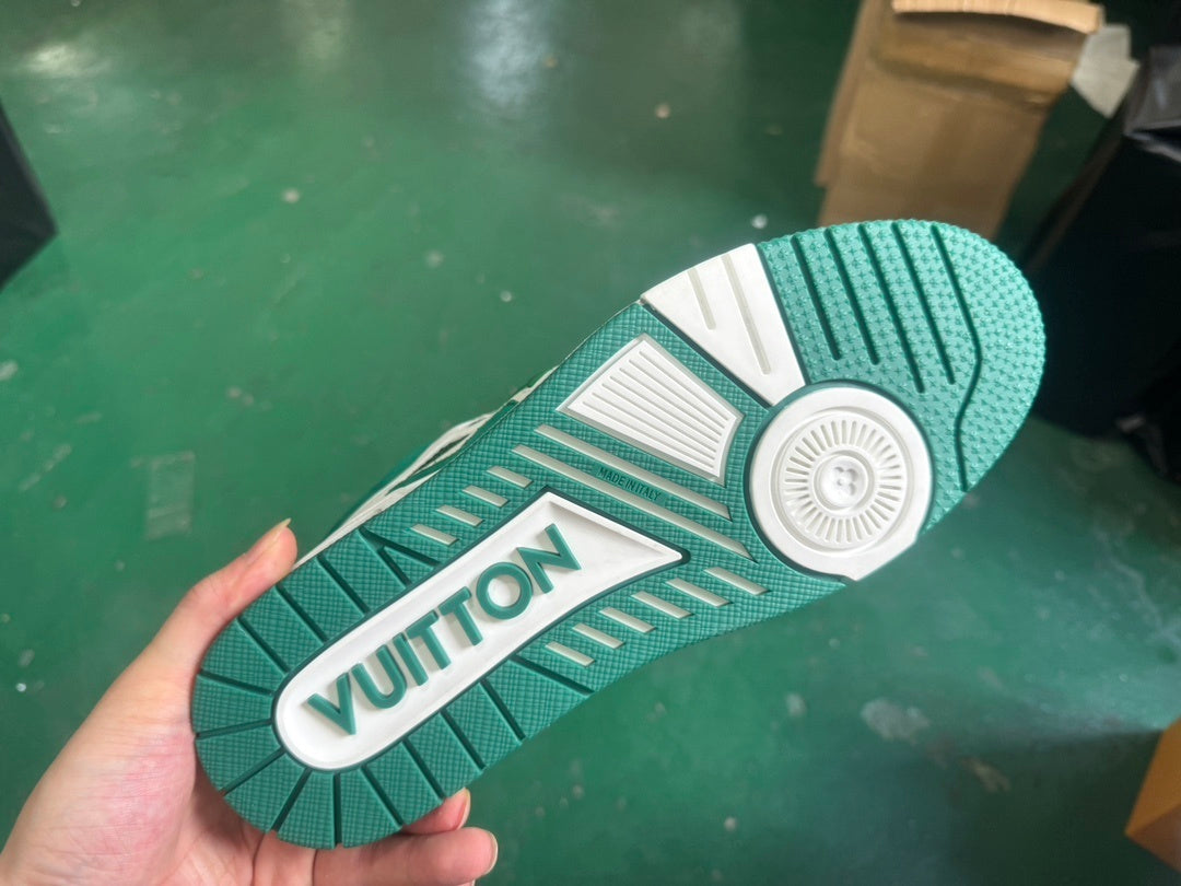 Louis Vuitton Skate Sneaker Verde Blanco