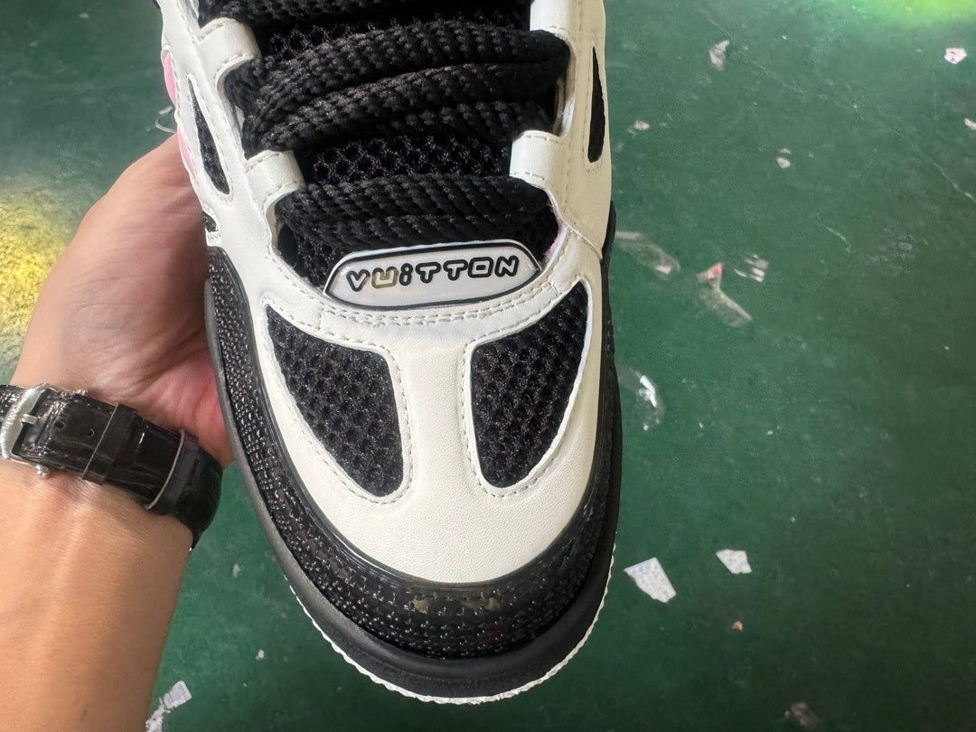 Louis Vuitton Skate Sneaker Rosa Negro