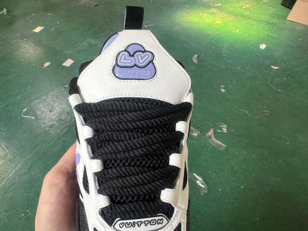 Louis Vuitton Skate Sneaker Violeta Negro