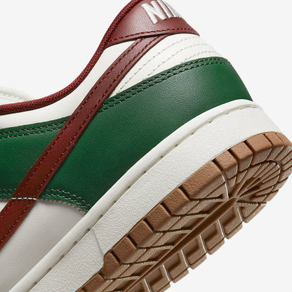 NIKE DUNK LOW GORGE GREEN