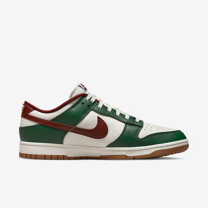 NIKE DUNK LOW GORGE GREEN