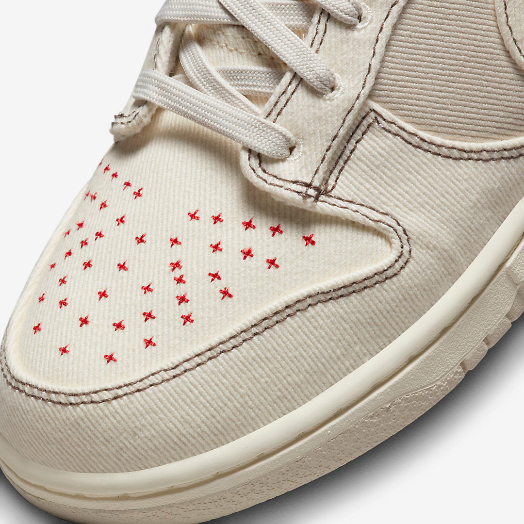 NIKE DUNK LOW LIGHT OREWOOD BROWN SASHIKO