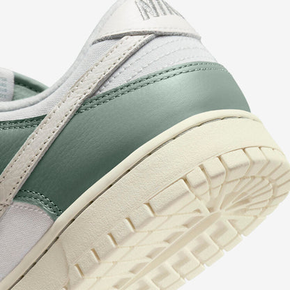 NIKE DUNK LOW MICA GREEN