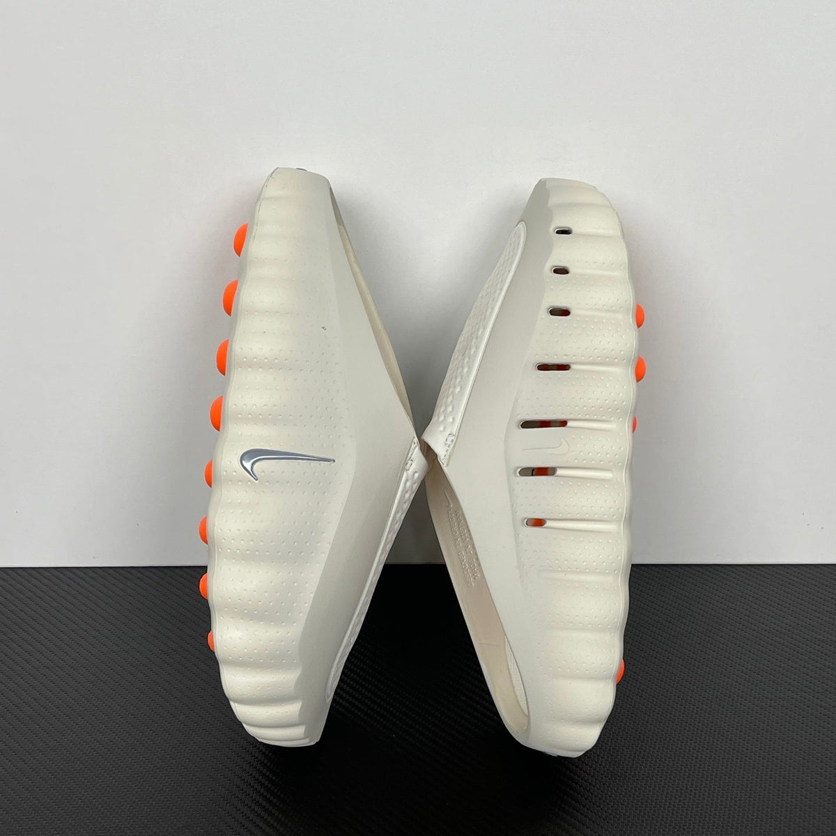 Nike Mind 001 Slide Light Bone
