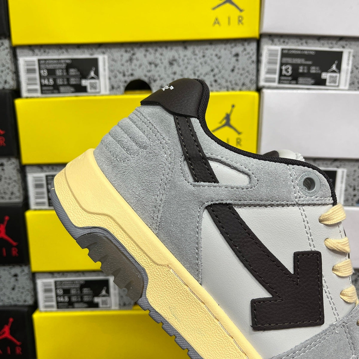 Off White Out Of Office Gris