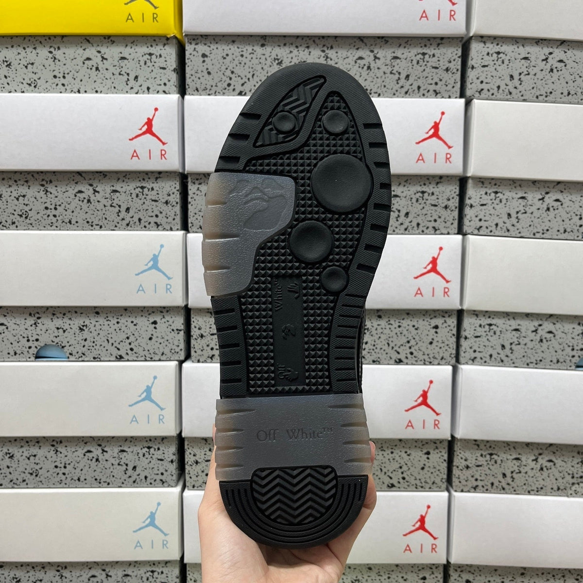 Off White Out Of Office Logo Print Negro