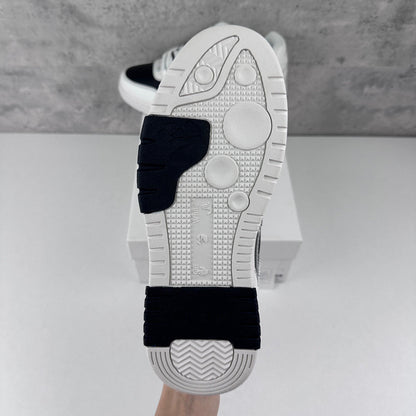 Off White Out Of Office Blanca Negra