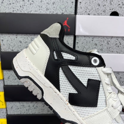 Off White Out Of Office Blanca Negro Speckled