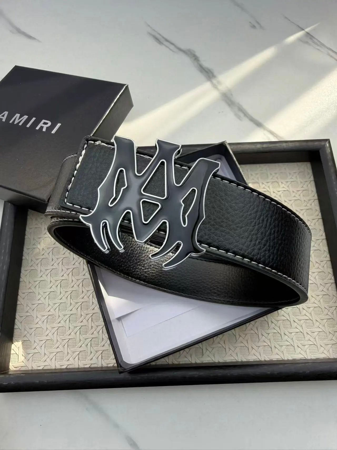 Cinturon AMIRI (incluye caja)