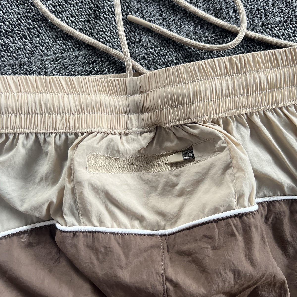 Pantalón Syna World Syna Logo Shell Marrón