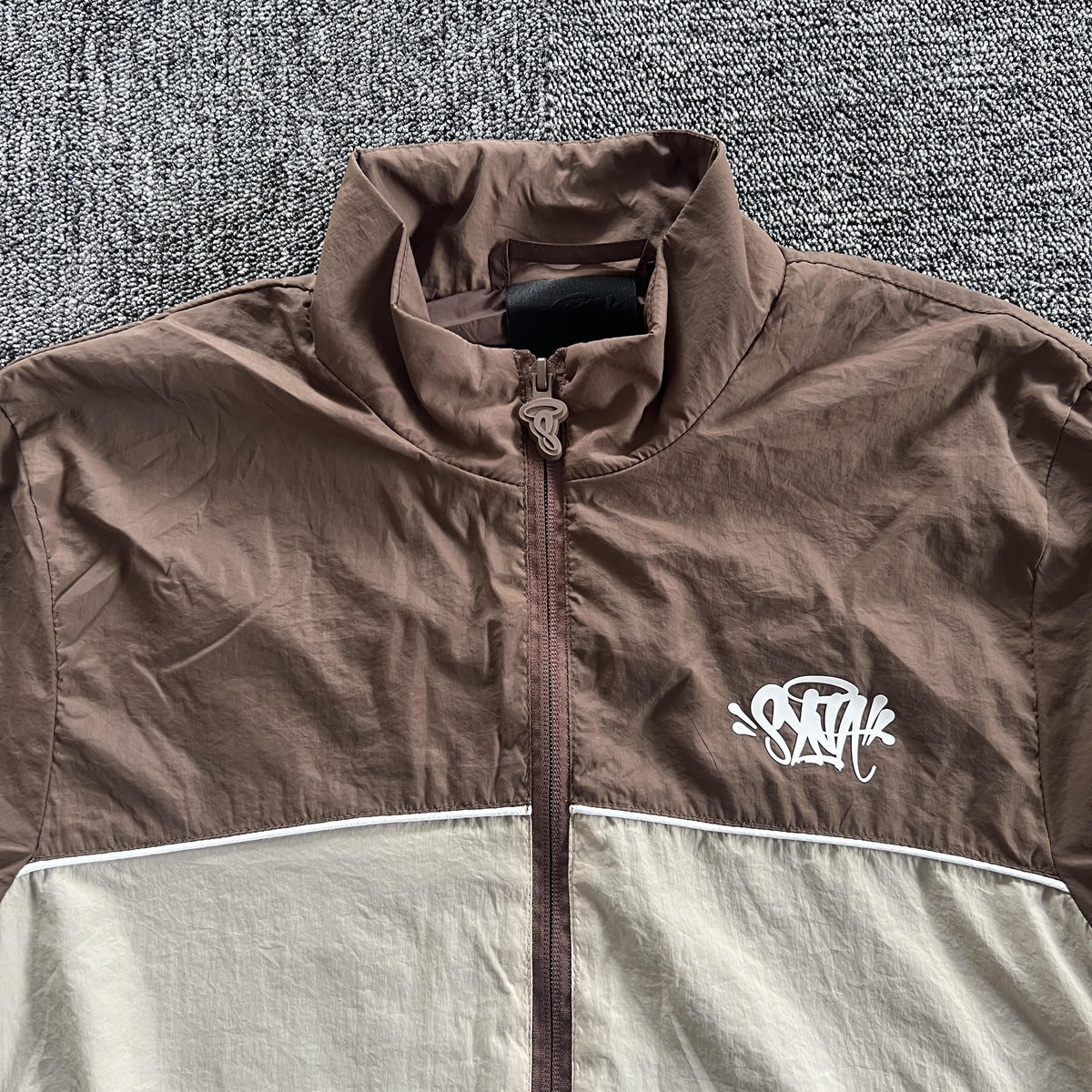 Conjunto Syna World Syna Logo Shell Marrón