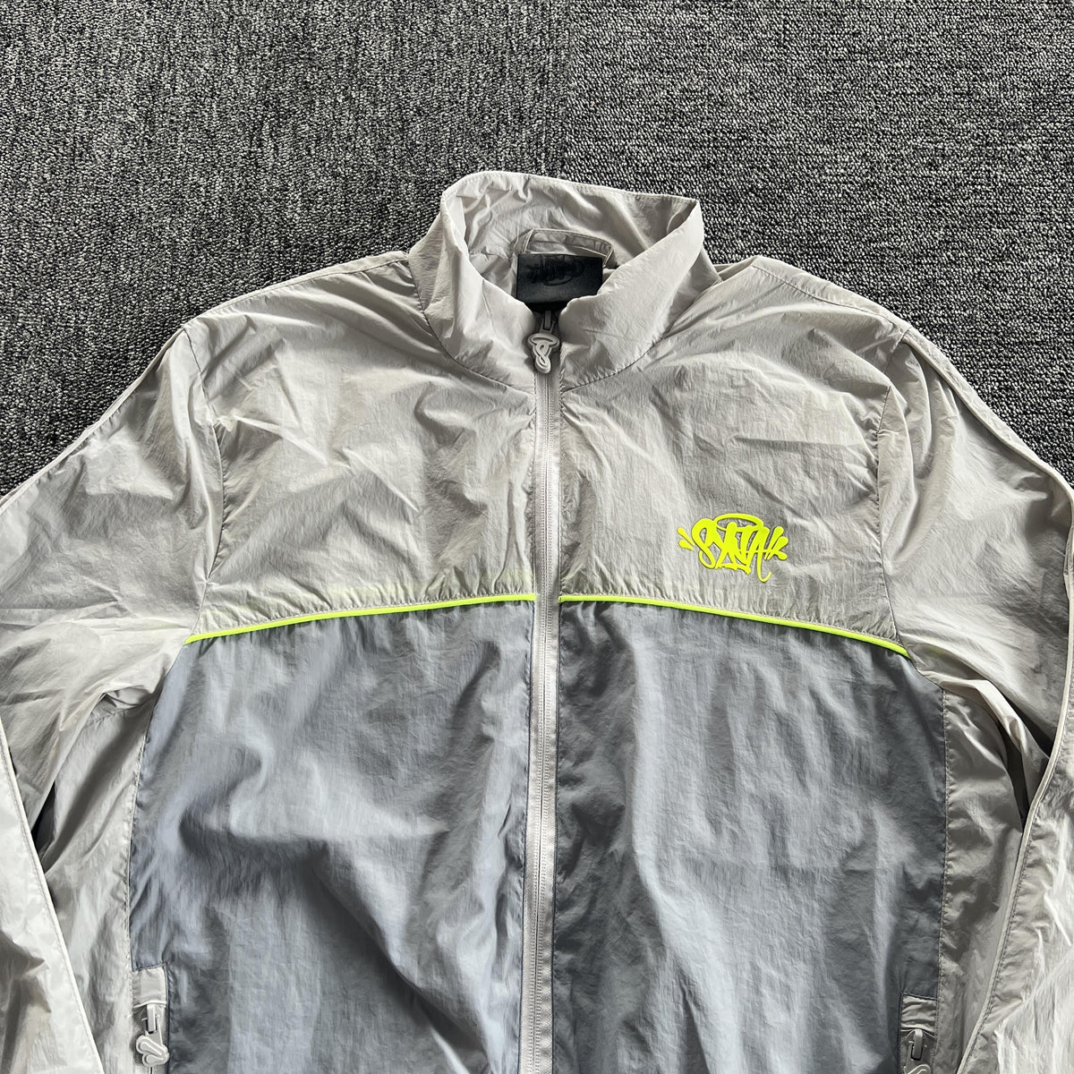 Campera Syna World Syna Logo Shell Negra