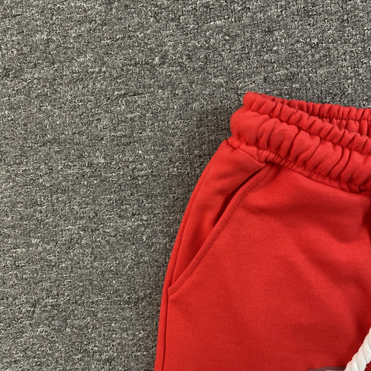 Shorts Syna World Syna Logo Rojo