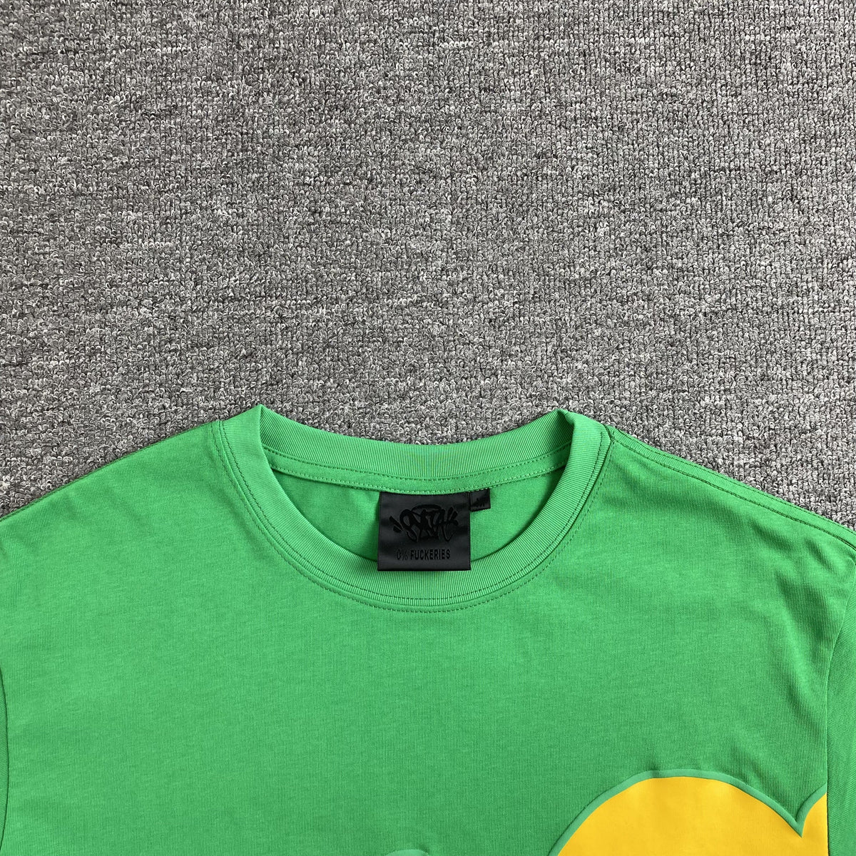 Remera Syna World Syna Logo Verde