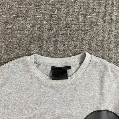 Remera Syna World Syna Logo Gris
