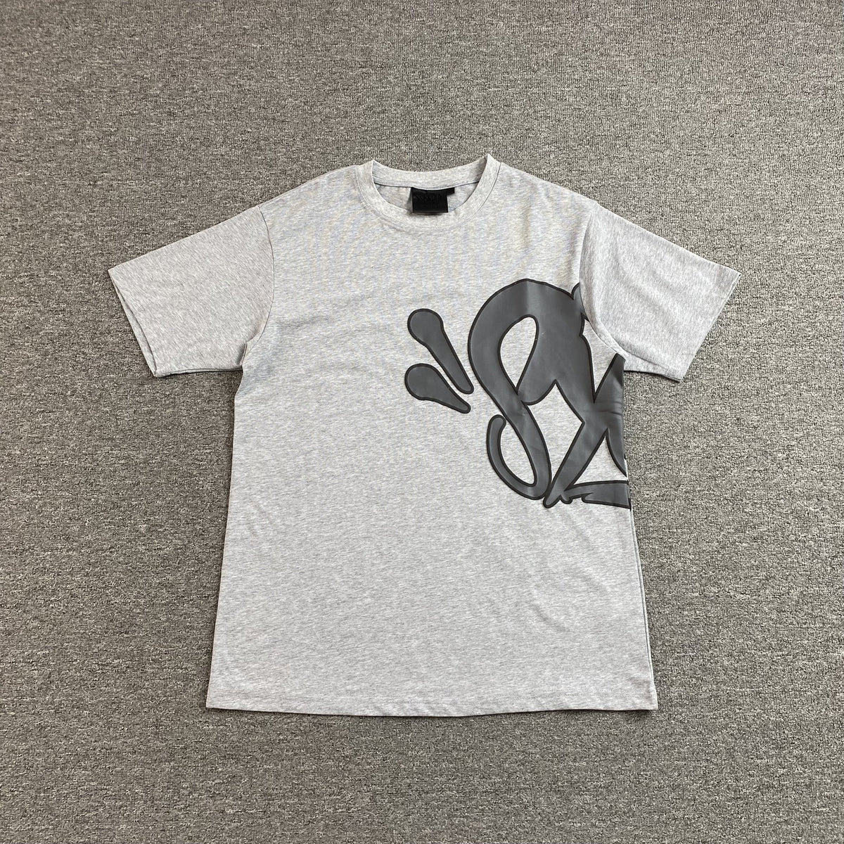 Remera Syna World Syna Logo Gris
