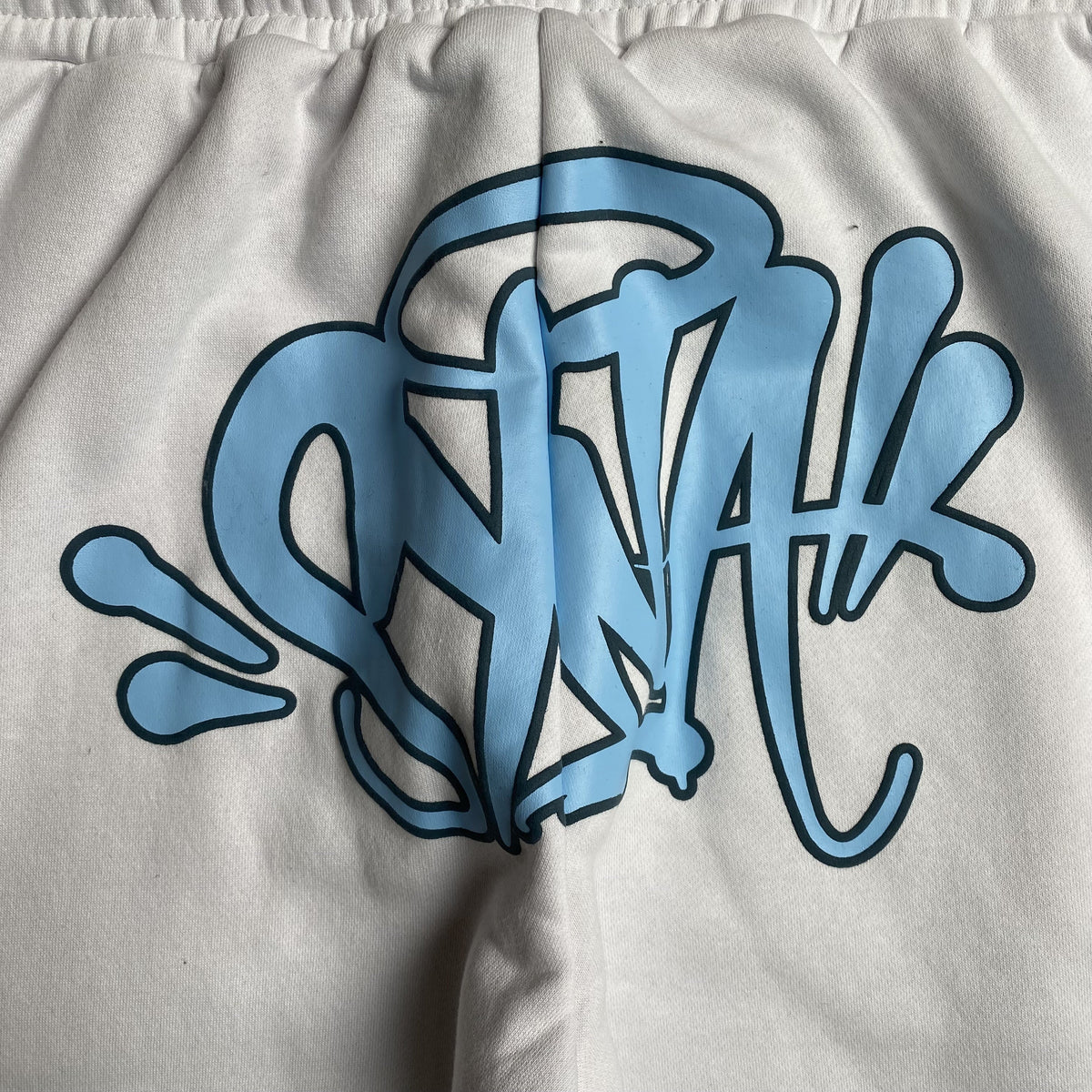 Conjunto Syna World Syna Logo Blanco
