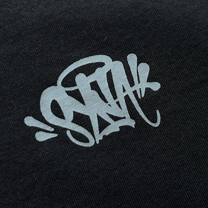 Remera Syna World Synarchy Negra