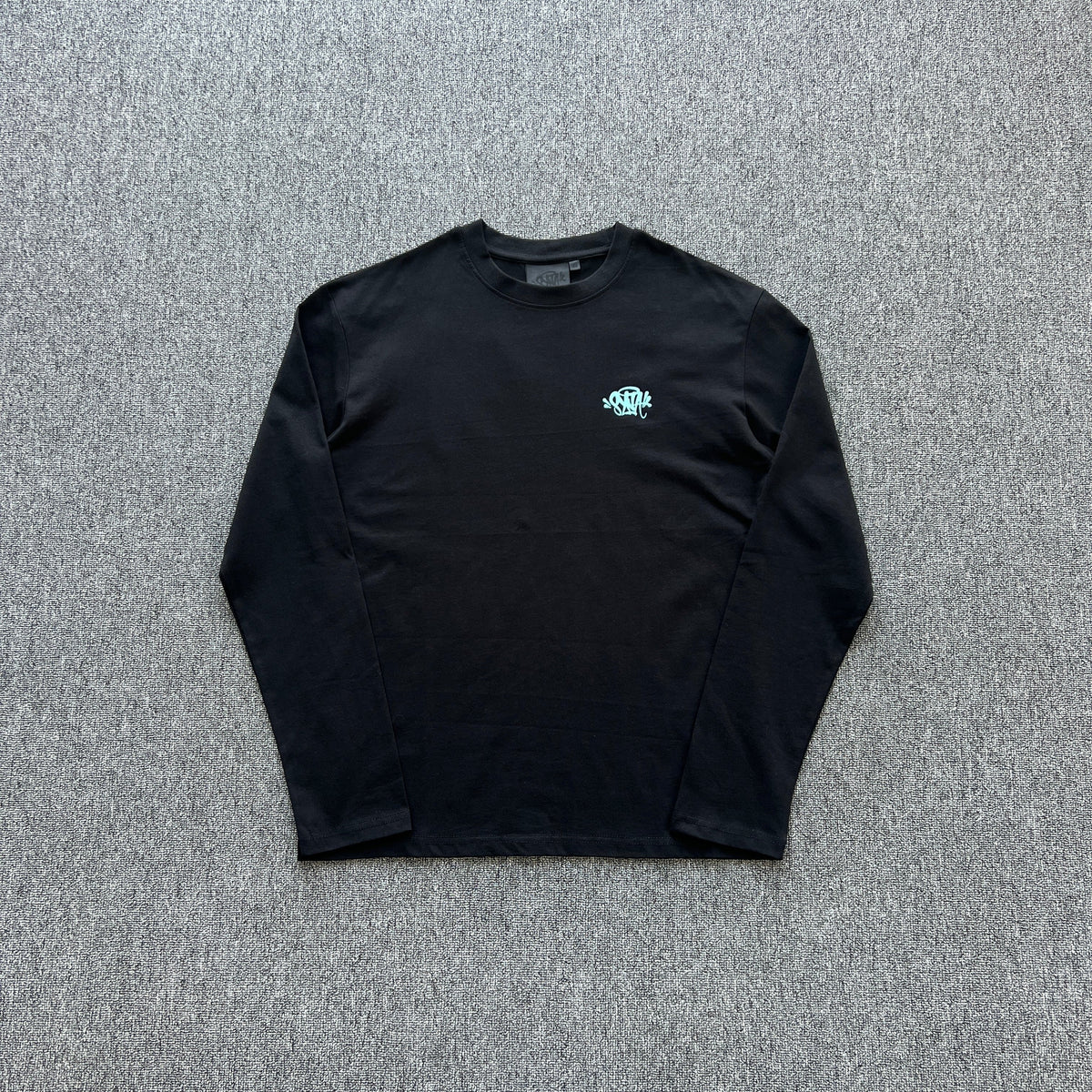 Remera Syna World Synarchy Negra Celeste
