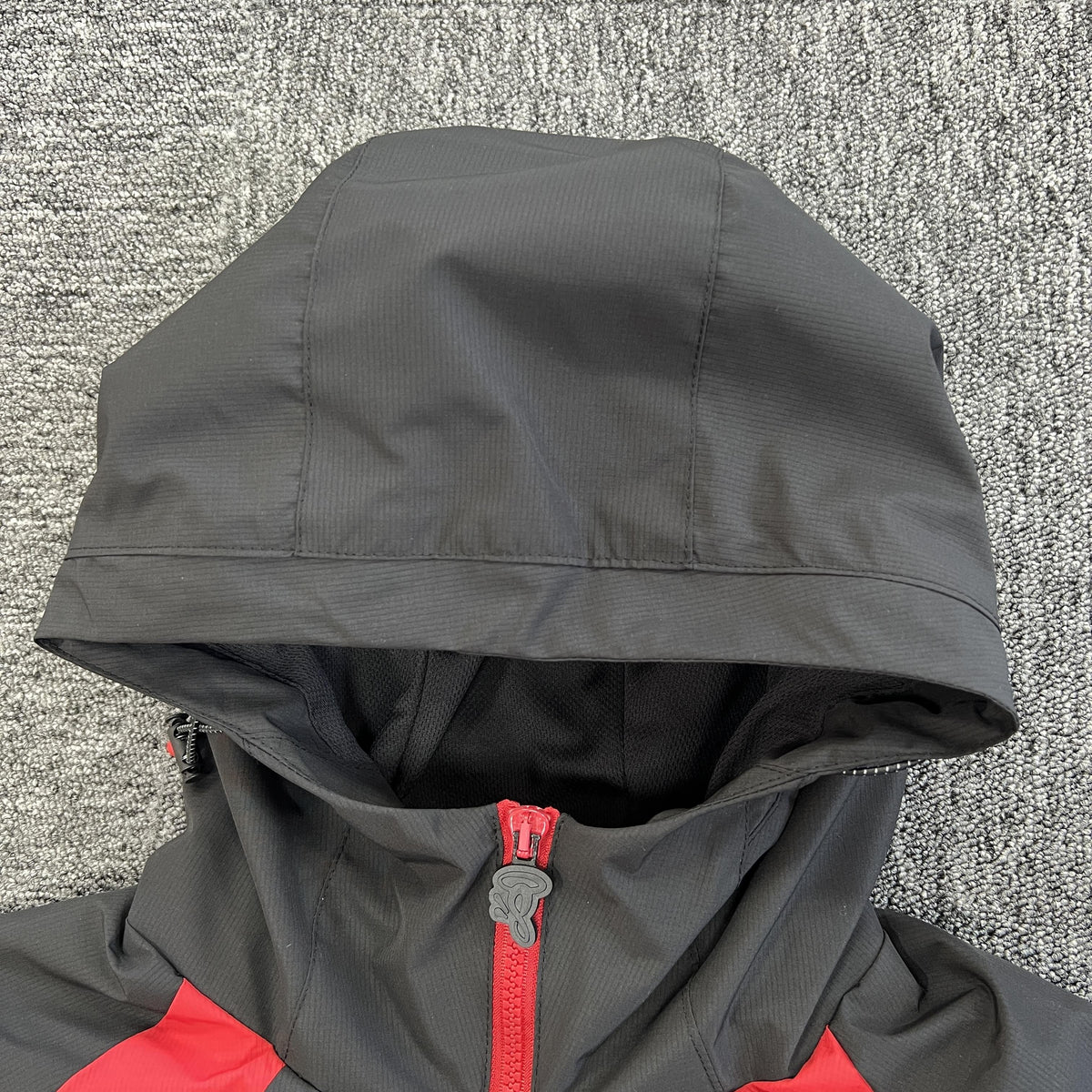 Campera Syna World Vortex Negra