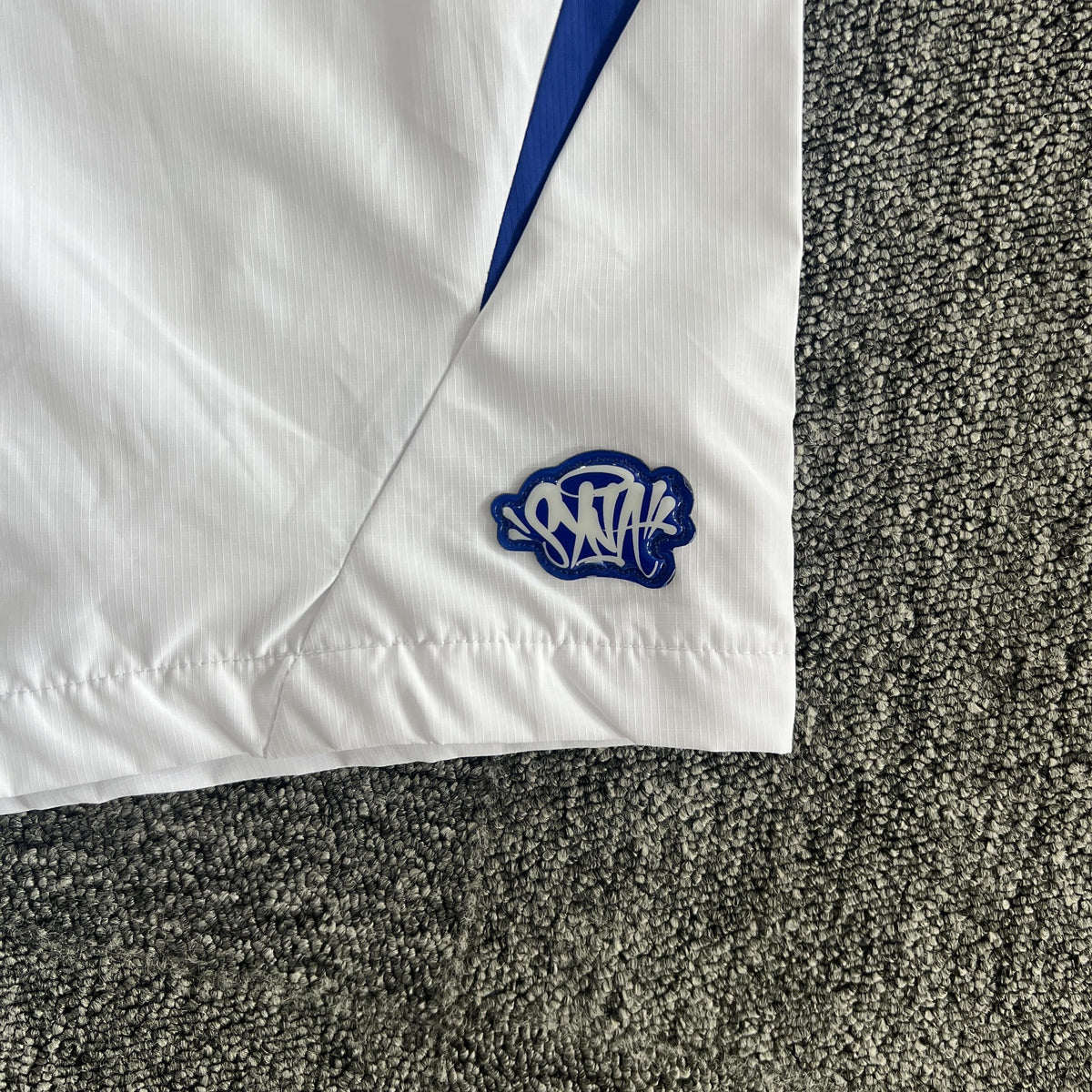Shorts Syna World Vortex Blanco