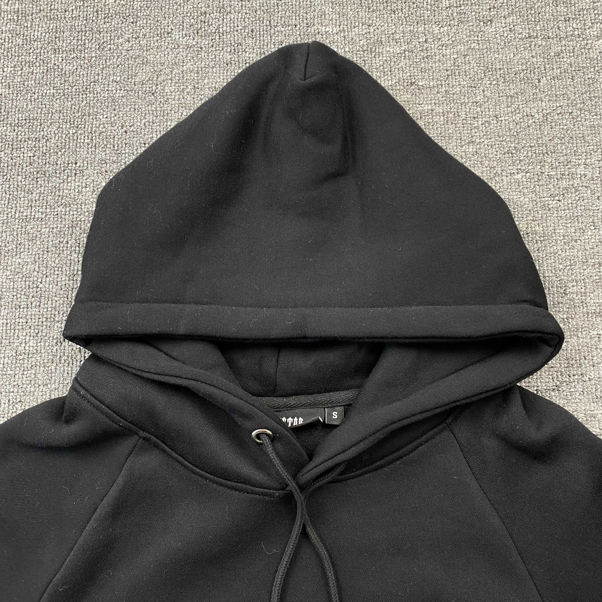 Conjunto Trapstar Chenille Decoded Negro Verde