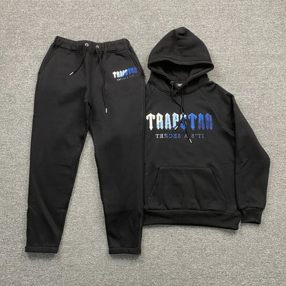 Conjunto Trapstar Chenille Decoded Negro Hielo
