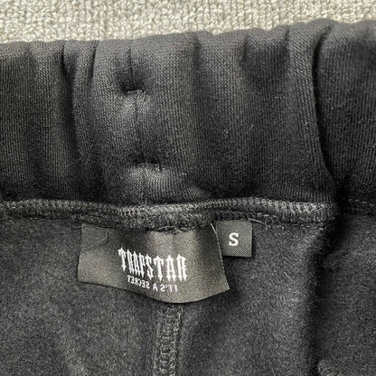 Conjunto Trapstar Chenille Decoded Negro Rojo