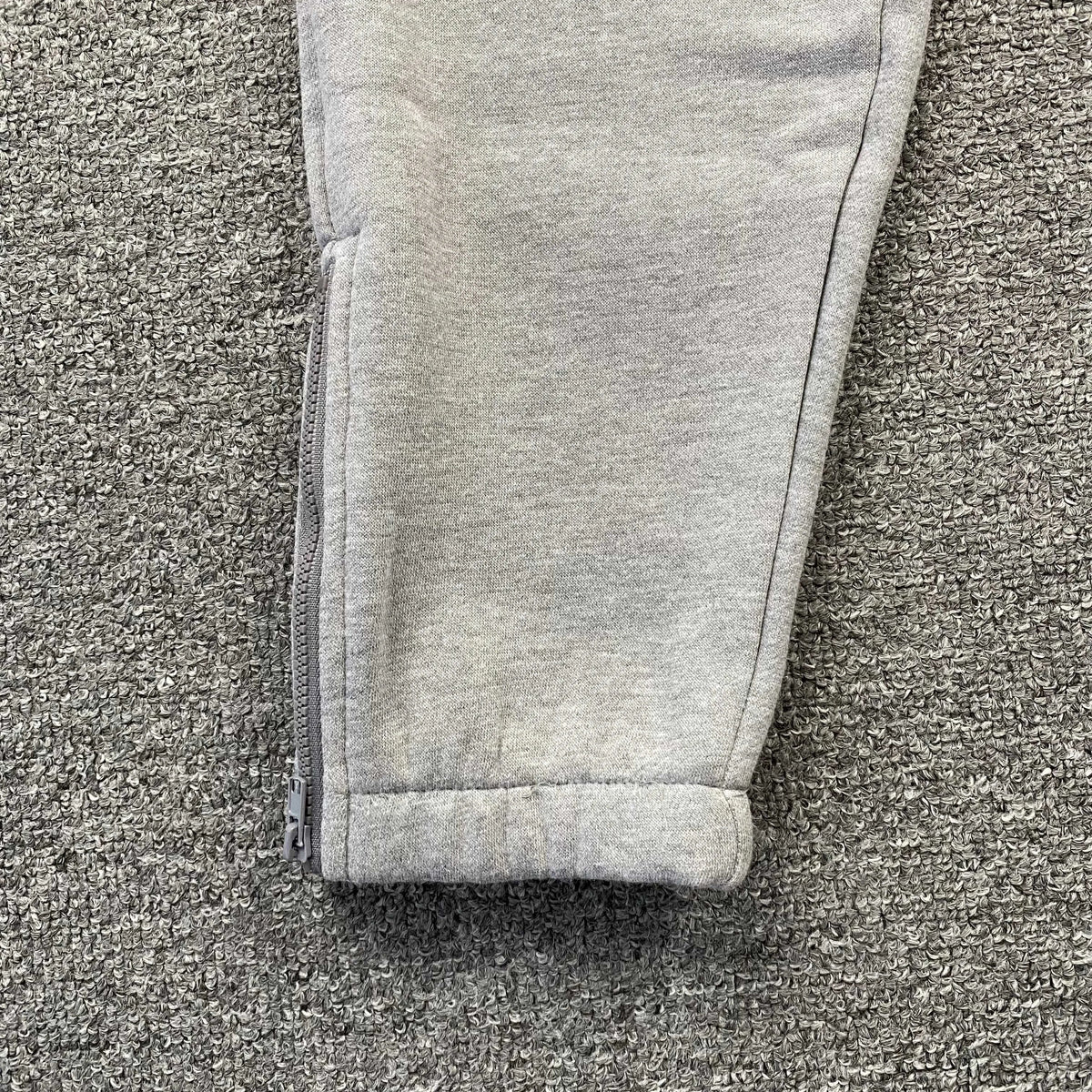 Conjunto Trapstar Chenille Decoded Gris Verde