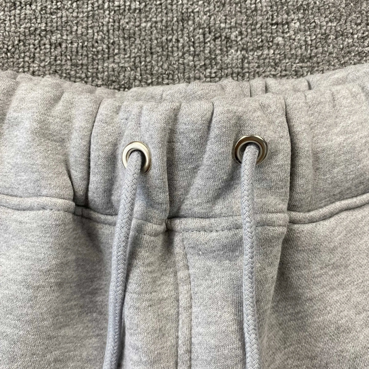 Conjunto Trapstar Chenille Decoded Gris Hielo