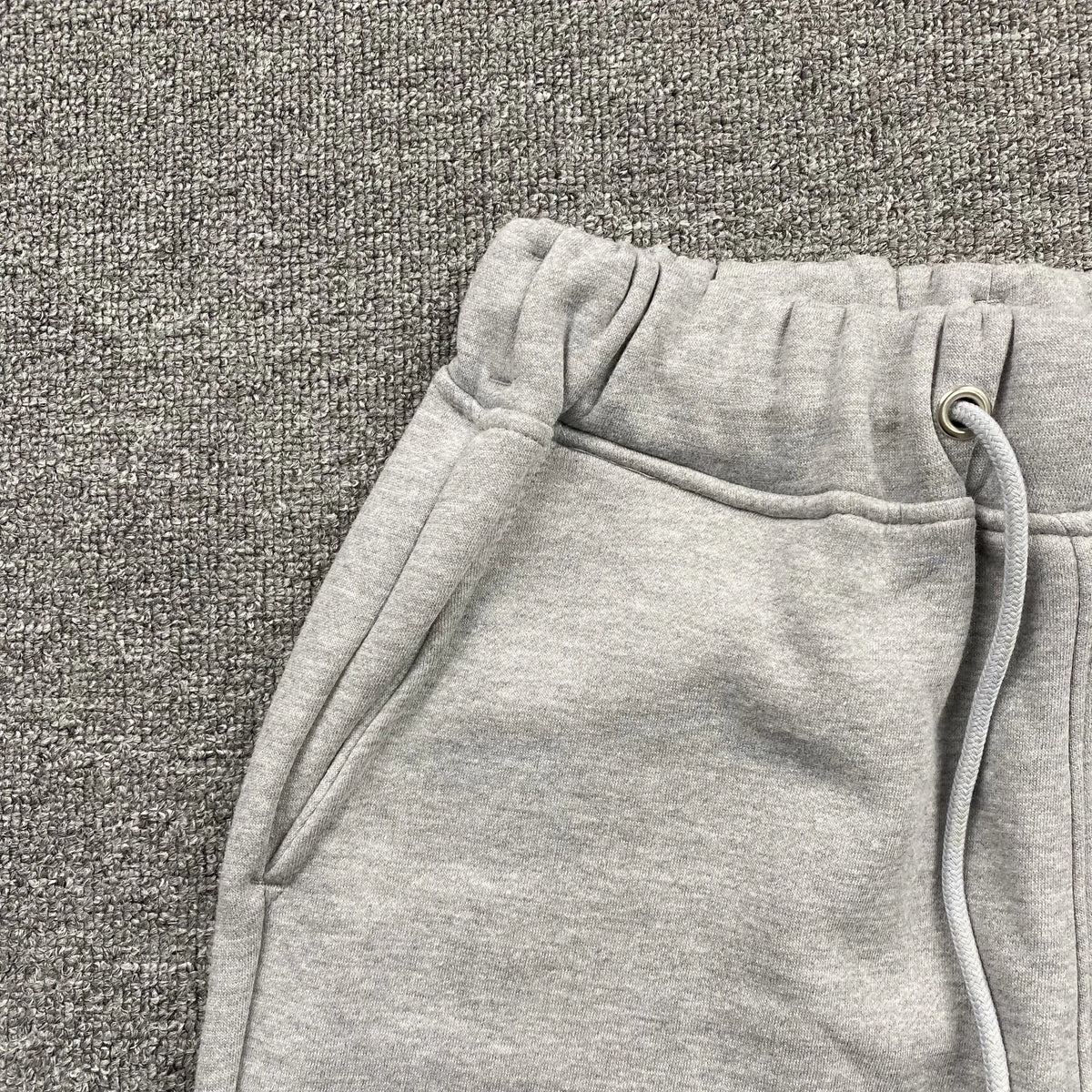 Conjunto Trapstar Chenille Decoded Gris Hielo
