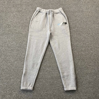 Conjunto Trapstar Chenille Decoded Gris Hielo