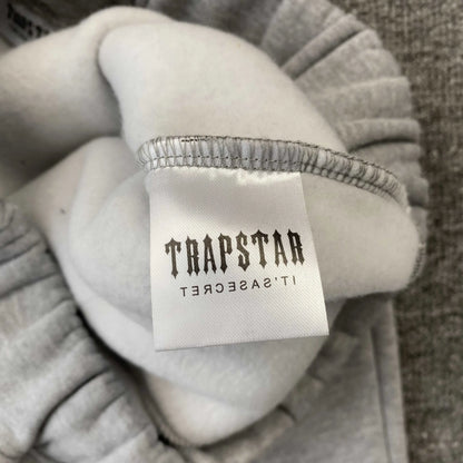 Conjunto Trapstar Chenille Decoded Gris Naranja