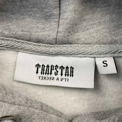 Conjunto Trapstar Chenille Decoded Gris Rojo