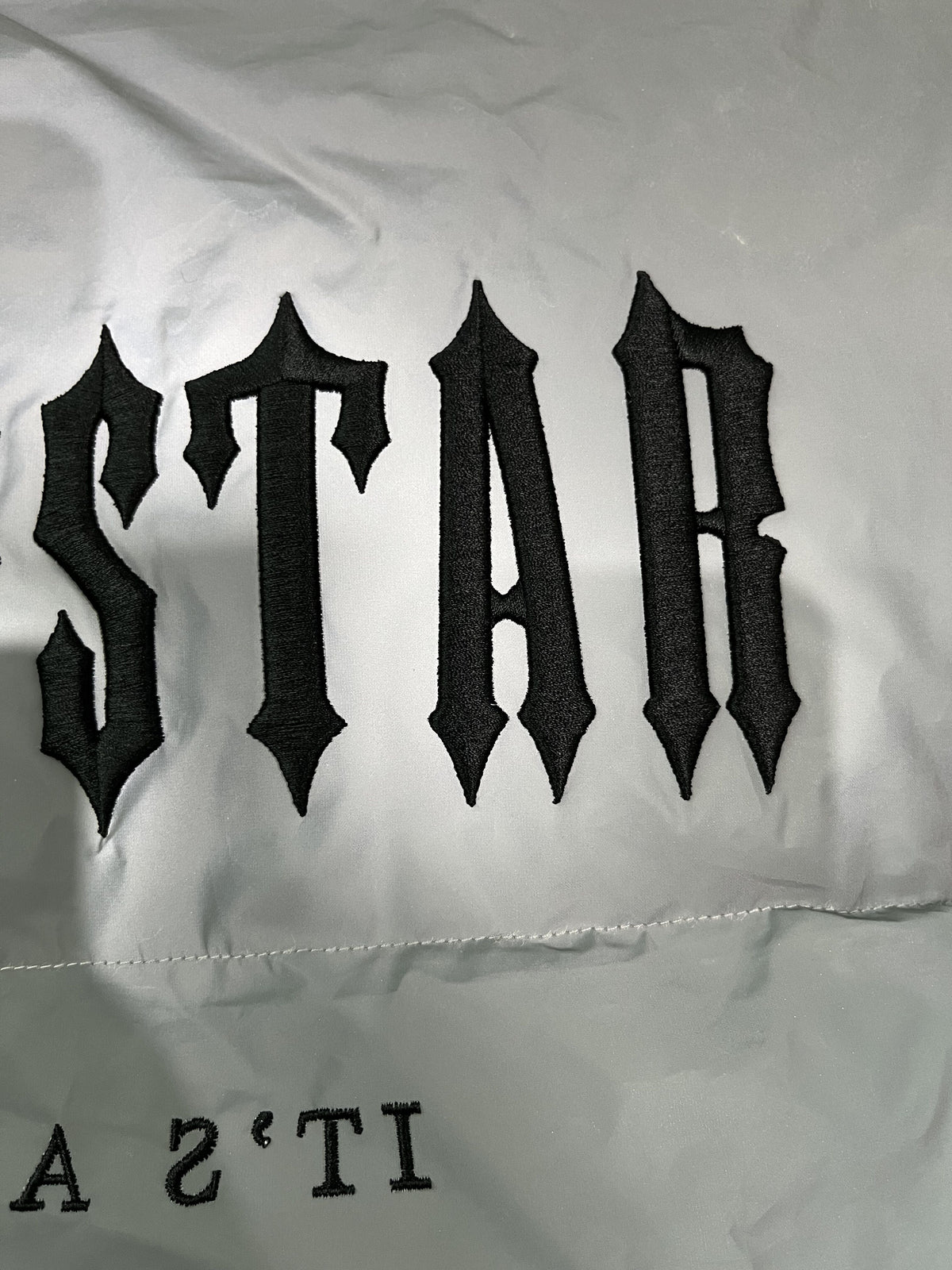 Campera Trapstar Decoded Hooded 2.0 Puffer Reflectiva