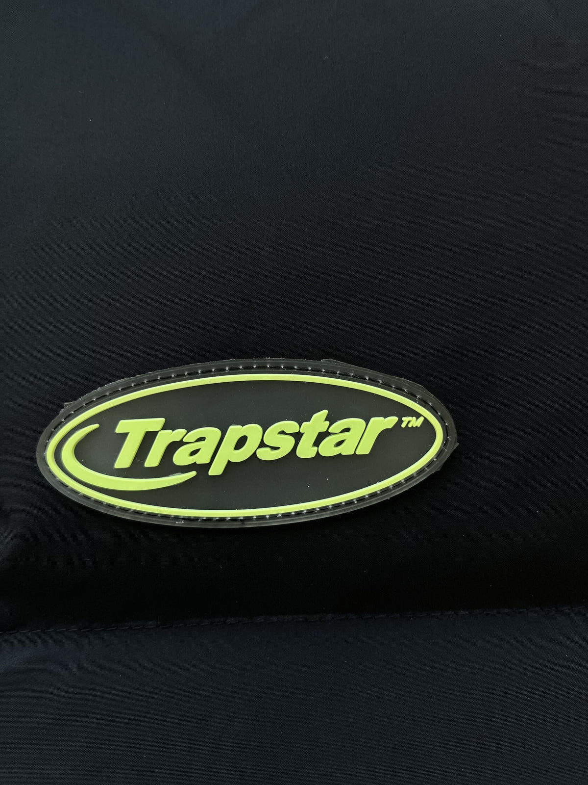 Campera Trapstar Hyperdrive Detachable Hooded Puffer Negra