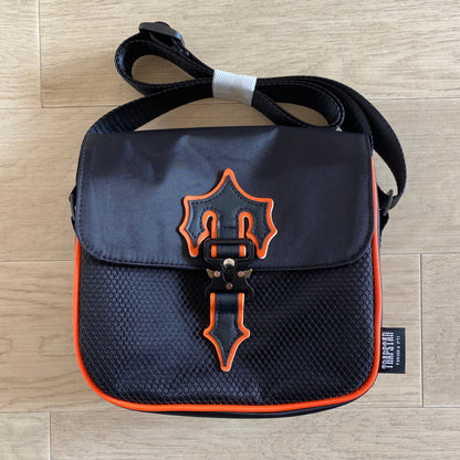 Morral Trapstar Irongate T Crossbody Negro Naranja