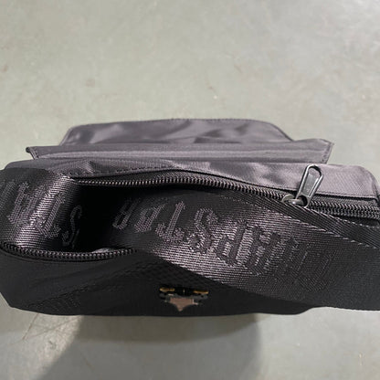 Morral Trapstar Irongate 1.0 Crossbody Negro Tiger Camo