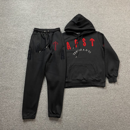 Conjunto Trapstar Irongate Arch Chenille 2.0 Negro