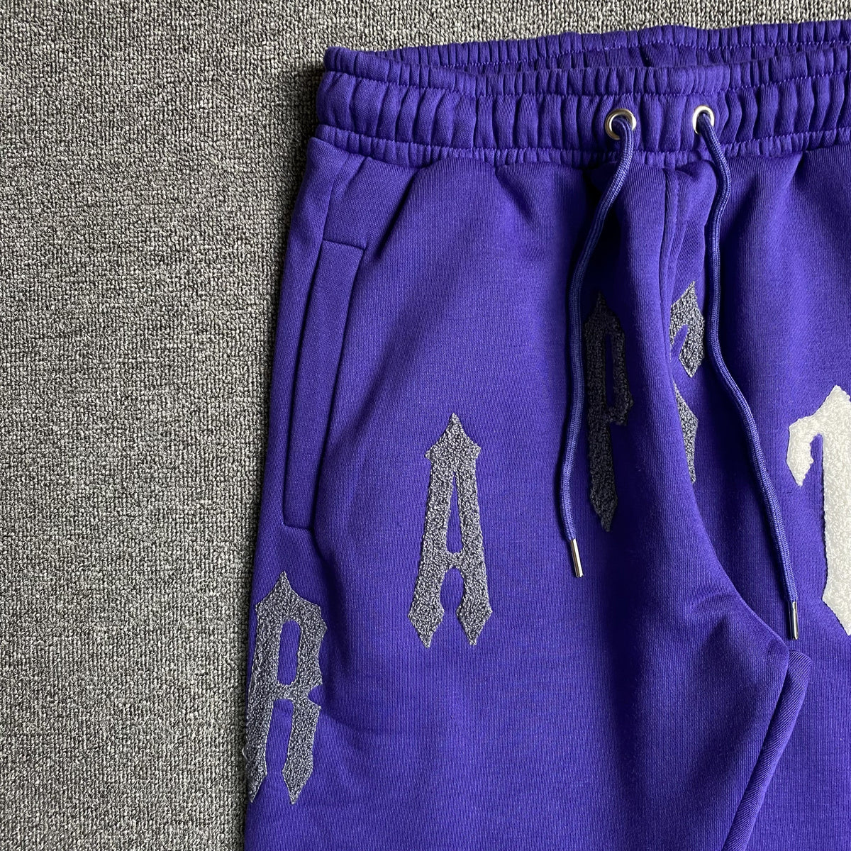 Conjunto Trapstar Irongate Arch Chenille 2.0 Azul