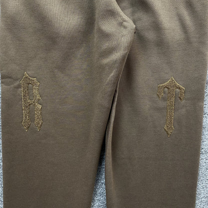 Conjunto Trapstar Irongate Arch Chenille 2.0 Marrón
