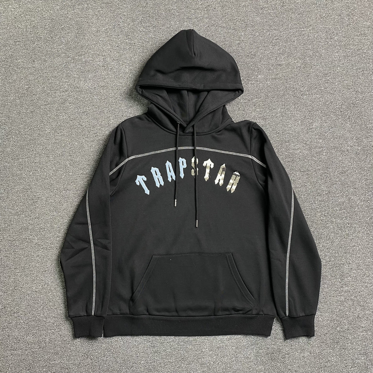 Conjunto Trapstar Irongate Arch Chenille Negro