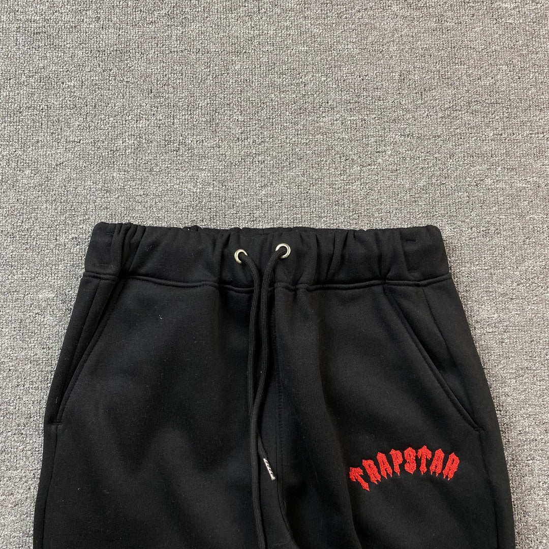 Conjunto Trapstar Irongate Arch Chenille Negro