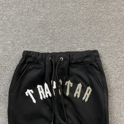 Conjunto Trapstar Irongate Arch Chenille Negro