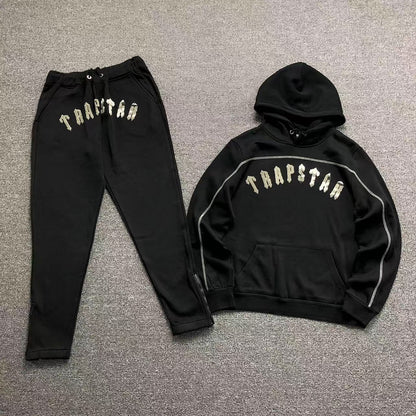 Conjunto Trapstar Irongate Arch Chenille Negro